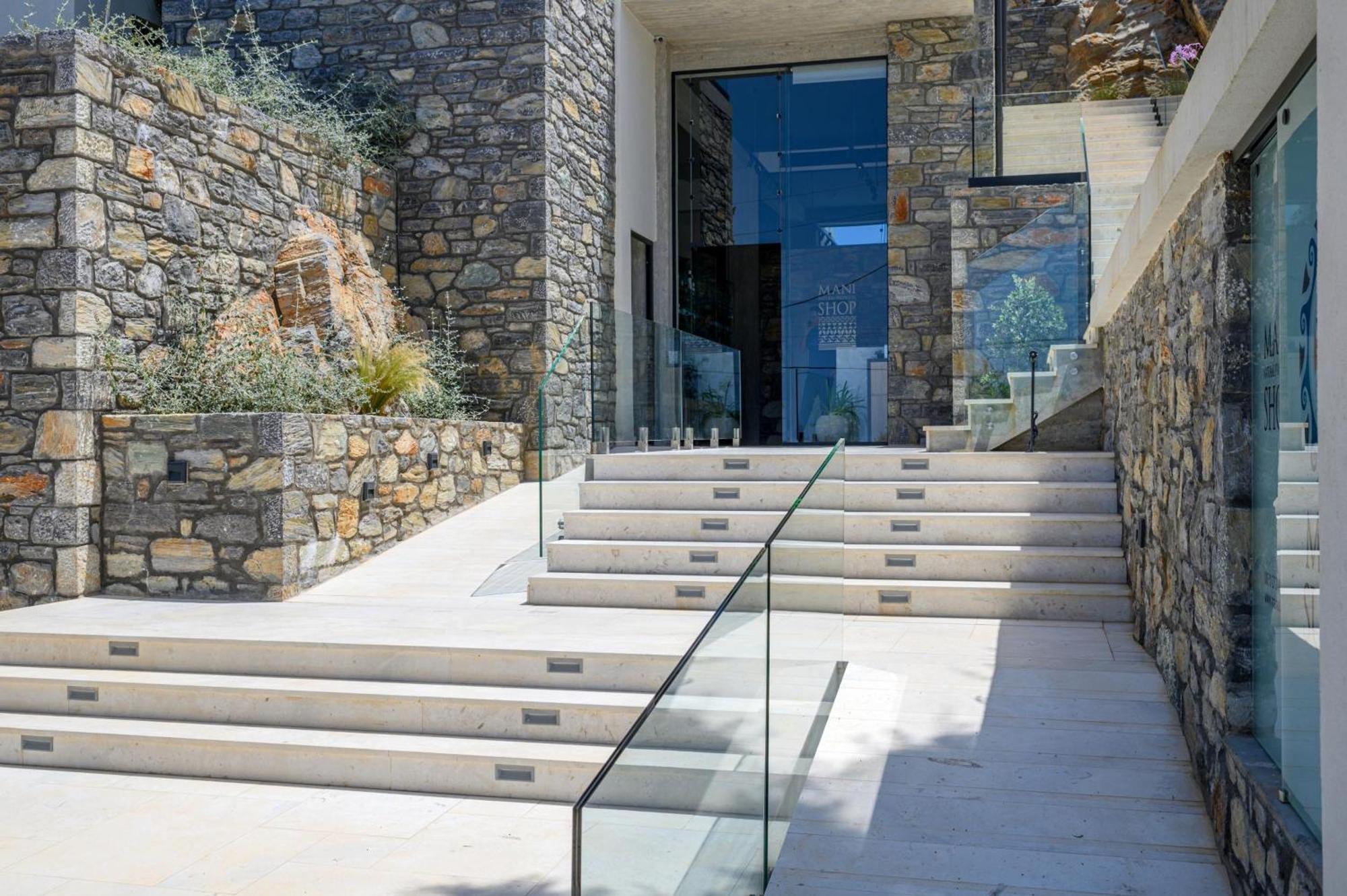 Mani Suites Agios Nikolaos  Esterno foto